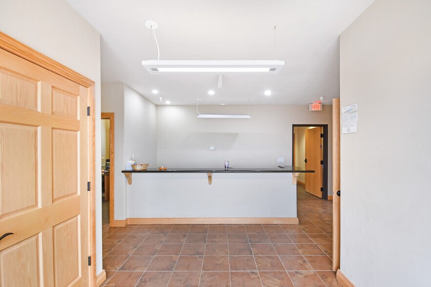 More Photos Of 299 Prairie Dr, Stanley Office For Sale