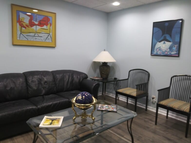 More Photos Of 1300 N Federal Hwy, Boca Raton Medical For Sale