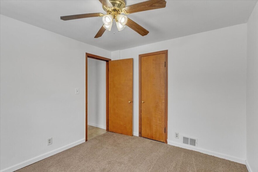More Photos Of 70 McKinley Pkwy, Buffalo Multifamily For Sale