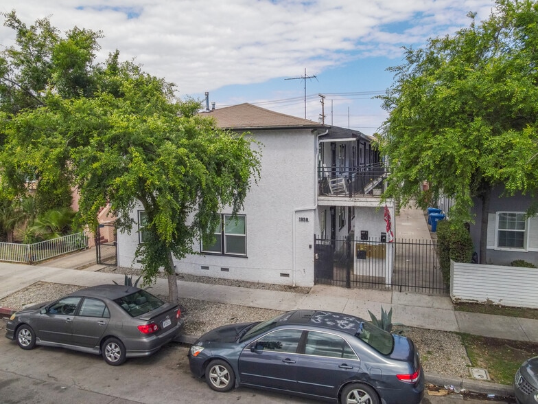 Primary Photo Of 1958 Pine Ave, Long Beach Apartments For Sale
