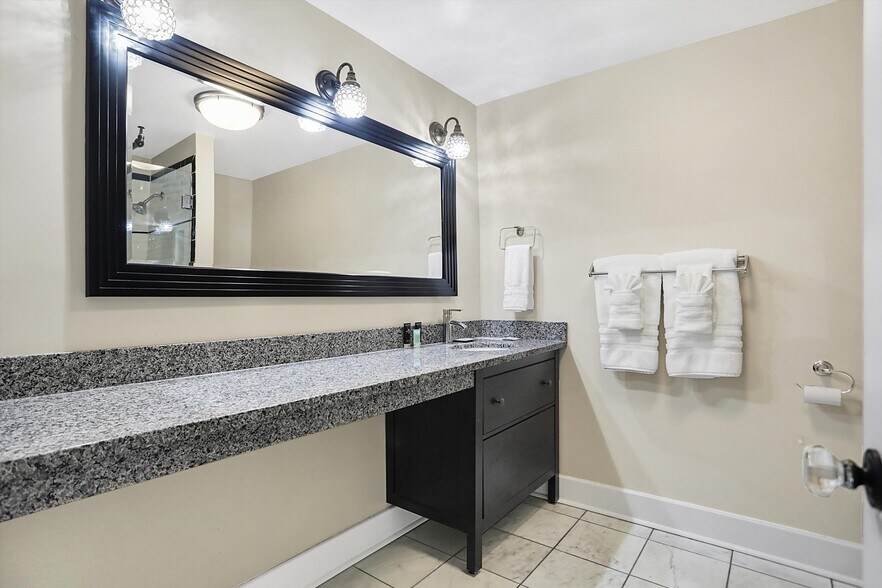 More Photos Of 35 S Main St, Batesville Warehouse For Sale