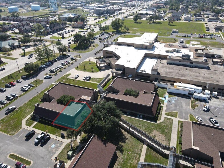 More Photos Of 4150 Nelson Rd, Lake Charles Healthcare For Lease