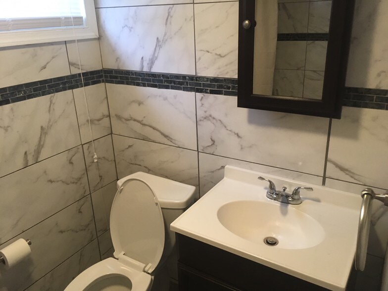 More Photos Of 330-332 E Belvedere Ave, Baltimore Apartments For Sale