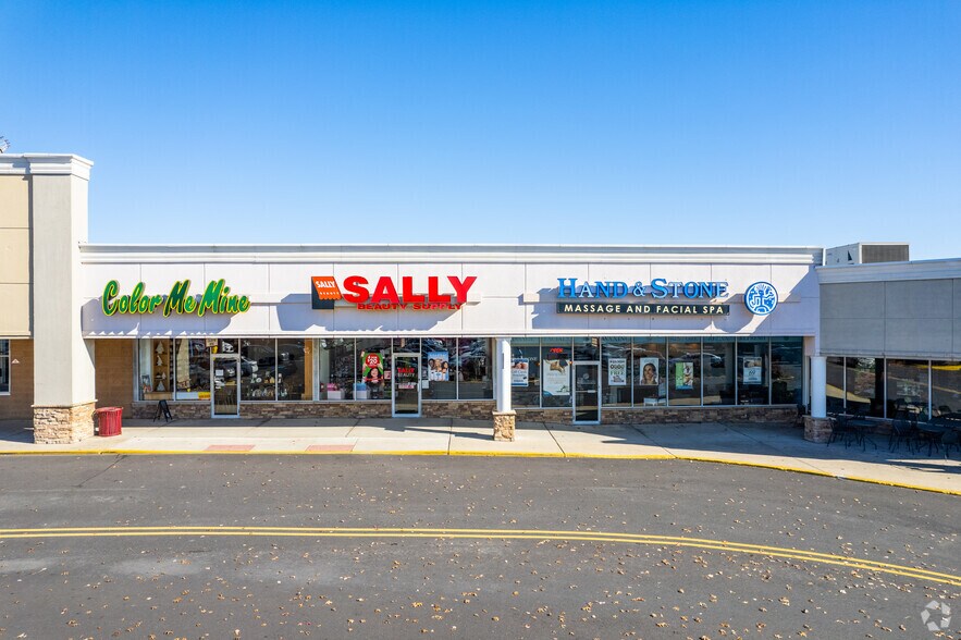 More Photos Of 2-34 Airport Sq, North Wales Unknown For Lease