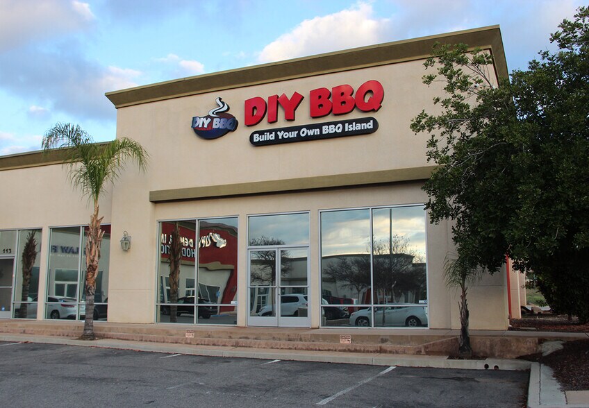 More Photos Of 34859 Frederick St, Wildomar Storefront Retail Office For Lease