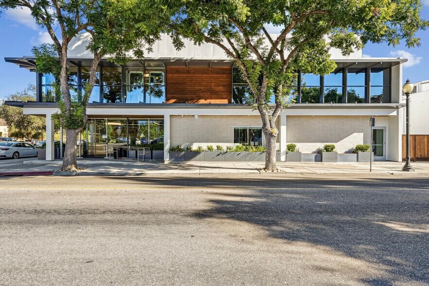 Primary Photo Of 990 Villa St, Mountain View Loft Creative Space For Lease