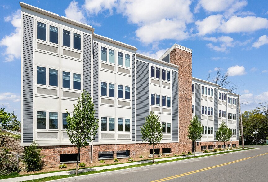 Primary Photo Of 56 Calvert St, Harrison Apartments For Sale