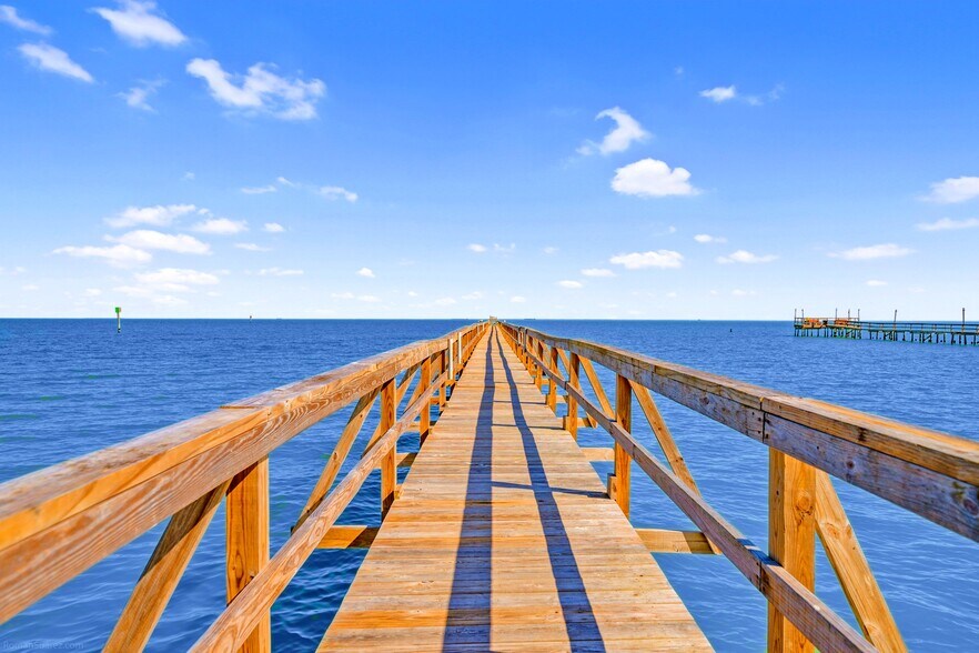 More Photos Of 301 S Fulton Beach, Rockport Trailer Camper Park For Sale