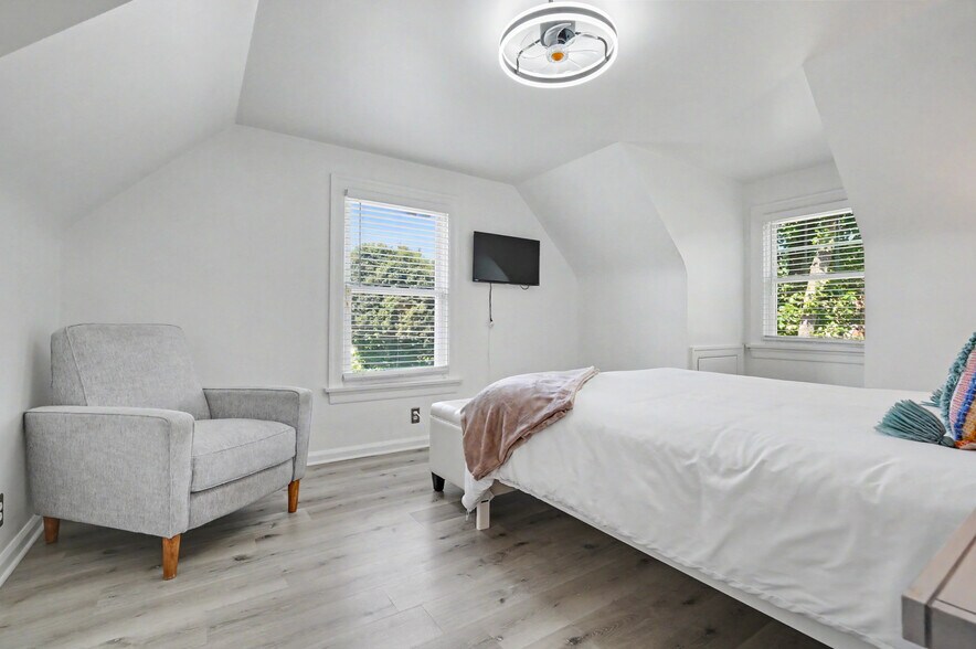 More Photos Of 9248 Woodworth Rd, North Lima Apartments For Sale