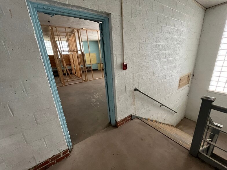 More Photos Of 314 Sanders St, Athol Schools For Sale