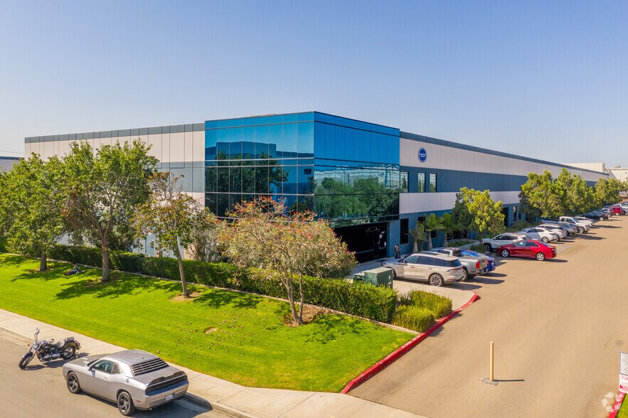 Primary Photo Of 7920 Airway Rd, San Diego Manufacturing For Lease