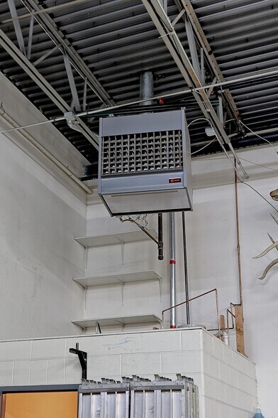 More Photos Of 4475 W 58th Ave, Arvada Light Distribution For Sale