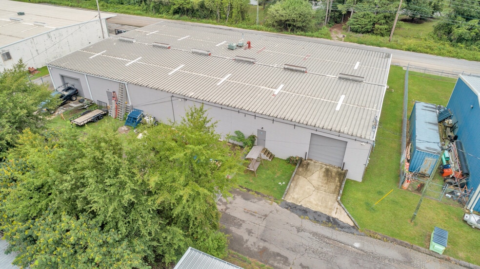 More Photos Of 1827 Killingsworth Rd, Augusta Warehouse For Lease