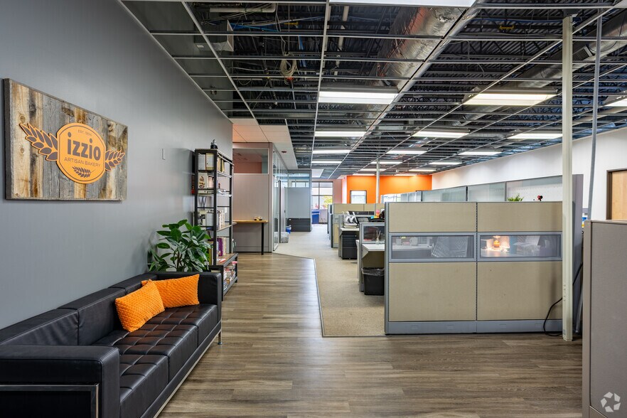 More Photos Of 2051 Dogwood St, Louisville Research And Development For Lease