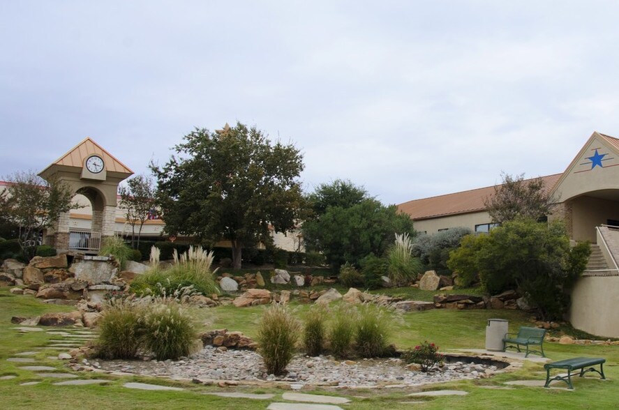 More Photos Of 3980 Boat Club Rd, Lake Worth Unknown For Lease