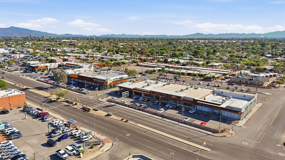 More Photos Of 3400 E Speedway Blvd, Tucson Unknown For Lease