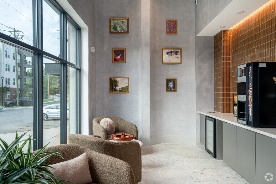 More Photos Of 3558 Elm St, Atlanta Apartments For Lease