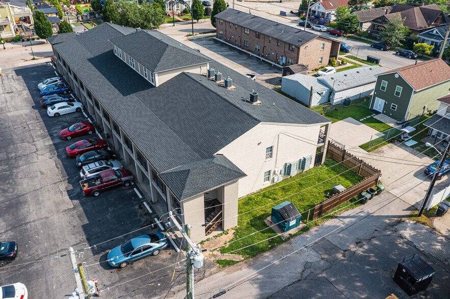 More Photos Of 124 W Chestnut St, Jeffersonville Apartments For Sale