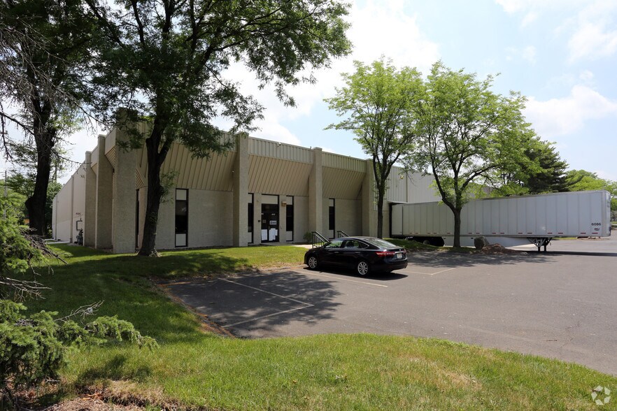 More Photos Of 180 Wheeler Ct, Langhorne Distribution For Lease