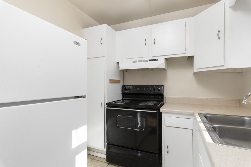 More Photos Of 624 Prairie Rd, Colorado Springs Apartments For Sale