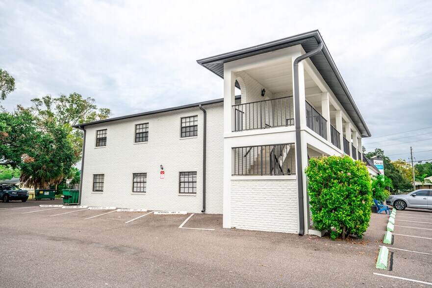 More Photos Of 400 Indian Rocks Rd N, Belleair Bluffs Storefront Retail Office For Sale