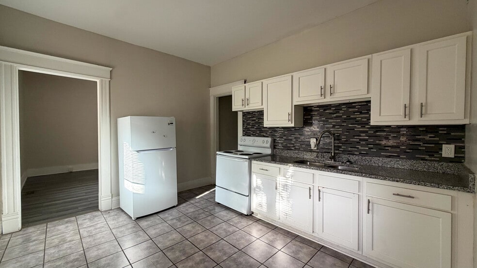 More Photos Of 2478 Paris St, Cincinnati Multifamily For Sale
