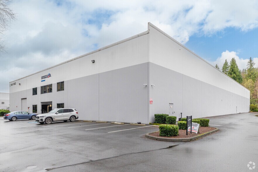More Photos Of 17661-17683 128th Pl NE, Woodinville Warehouse For Lease
