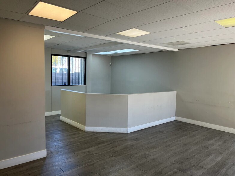 More Photos Of 7509 N 35th Ave, Phoenix Medical For Sale