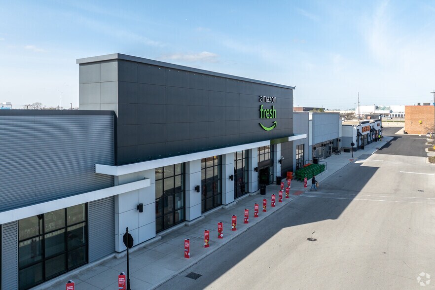 More Photos Of 7201-7231 W 24th St, North Riverside General Retail For Lease