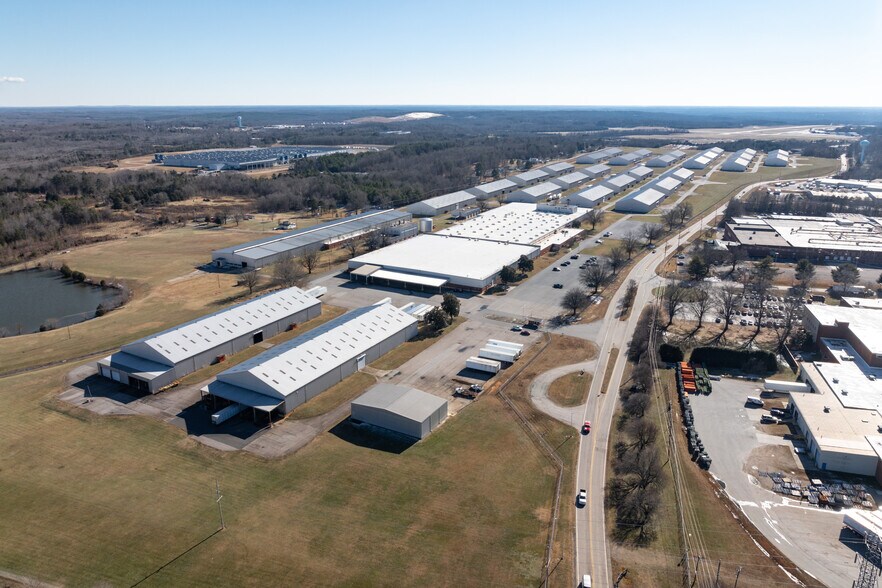 Primary Photo Of 200 Kentuck Rd, Danville Warehouse For Sale