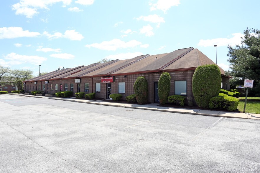 More Photos Of 580-590 Reed Rd, Broomall Office For Lease