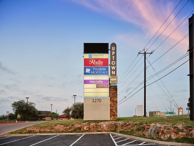 More Photos Of 1270 N Loop 1604 E, San Antonio Medical For Lease