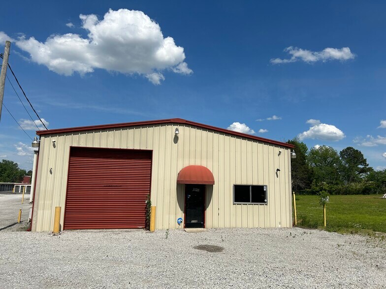 More Photos Of 850 Winchester Rd NE, Huntsville Self Storage For Lease