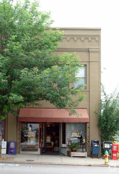 More Photos Of 64 Biltmore Ave, Asheville Loft Creative Space For Lease