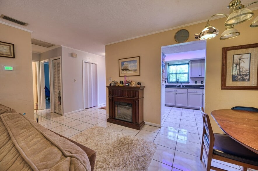 More Photos Of 25038 Harborview Rd, Port Charlotte Apartments For Sale