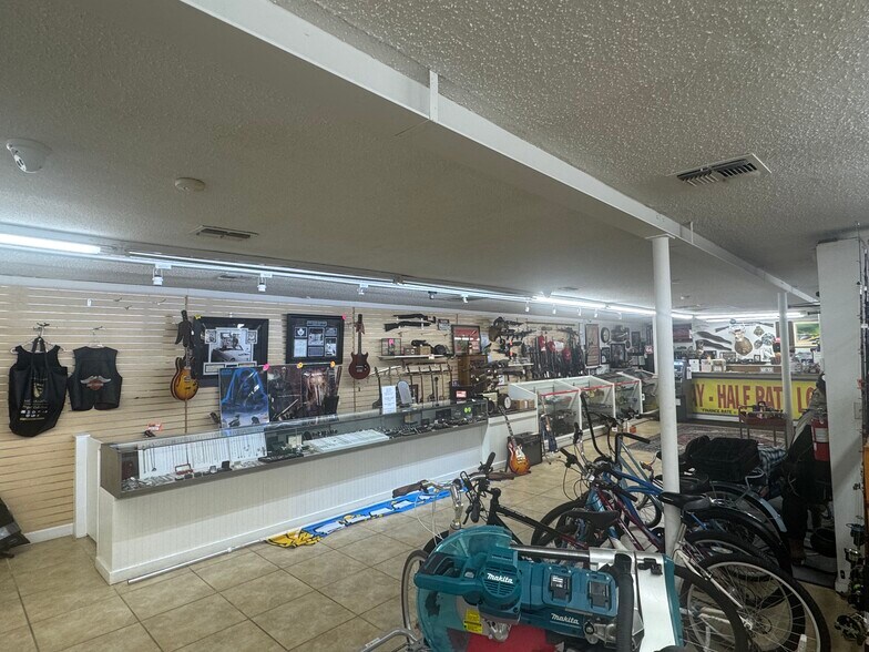 More Photos Of 2054 Gulf to Bay Blvd, Clearwater Unknown For Lease