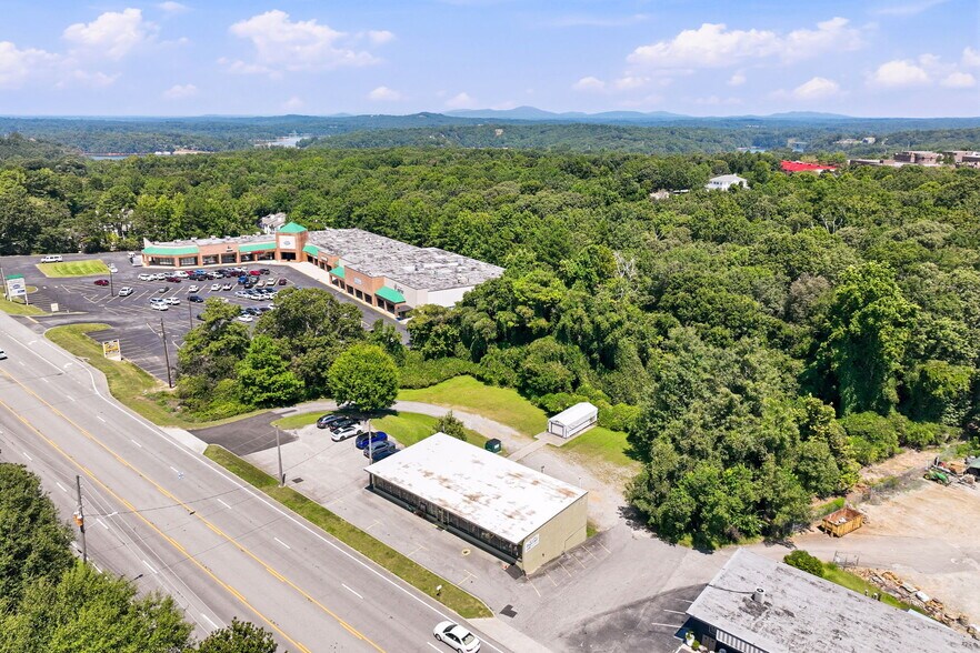 More Photos Of 1854 Thompson Bridge Rd, Gainesville Freestanding For Sale