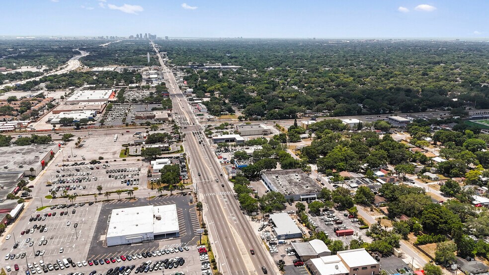 More Photos Of 9340 N Florida Ave, Tampa Storefront For Lease