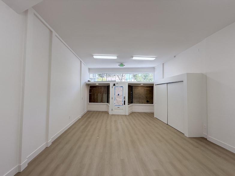 More Photos Of 3774 Mission St, San Francisco Storefront Retail Residential For Lease