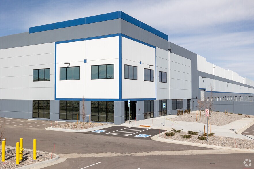 More Photos Of 20600 E 35th Dr, Aurora Industrial For Lease