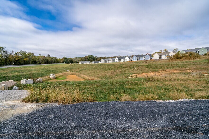 More Photos Of tbd White Hill Road, Staunton General Retail For Lease