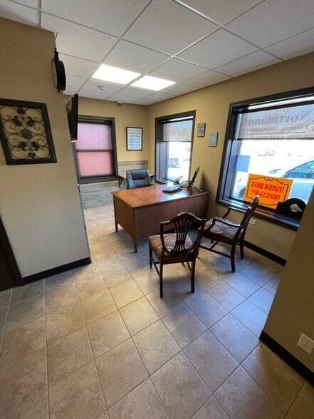 More Photos Of 11 W Franklin St, Liberty Storefront Retail Office For Sale