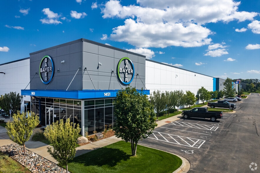 Primary Photo Of 1451 Dean Lakes Trl, Shakopee Manufacturing For Lease