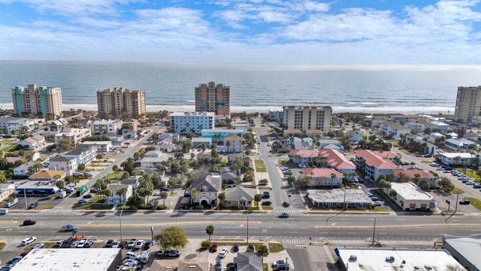 More Photos Of 205 11th Ave N, Jacksonville Beach Multifamily For Sale