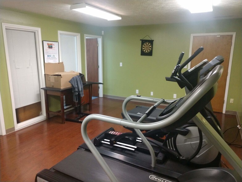 More Photos Of 2227 Idlewood Rd, Tucker Medical For Lease