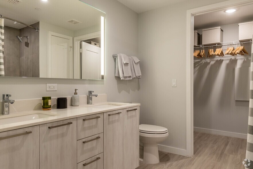 More Photos Of 1711 N University Dr, Plantation Coworking Space