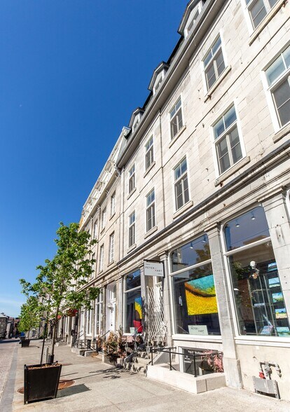 More Photos Of 367-375 Rue Saint-Paul E, Montréal Storefront Retail Residential For Lease