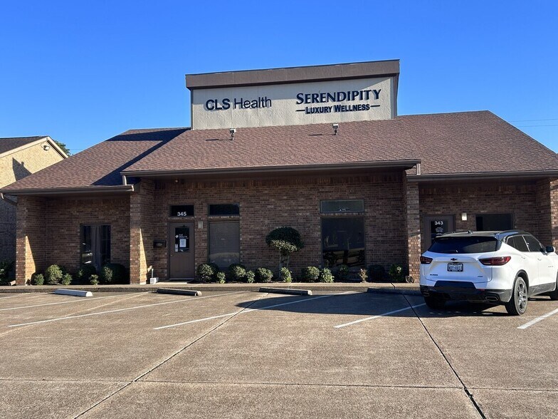 Primary Photo Of 345 E Parkwood Ave, Friendswood Office For Lease