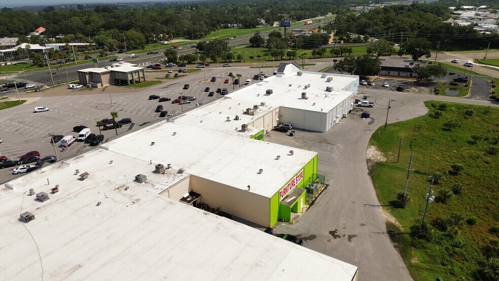 More Photos Of 14166-15150 Us Highway 19, Hudson Unknown For Lease