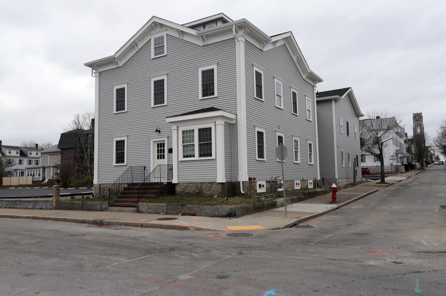 Primary Photo Of 899 Pleasant St, New Bedford Loft Creative Space For Lease